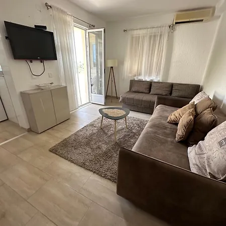 Large Comfortable One Bd Becici-free Parking Apartment Budva